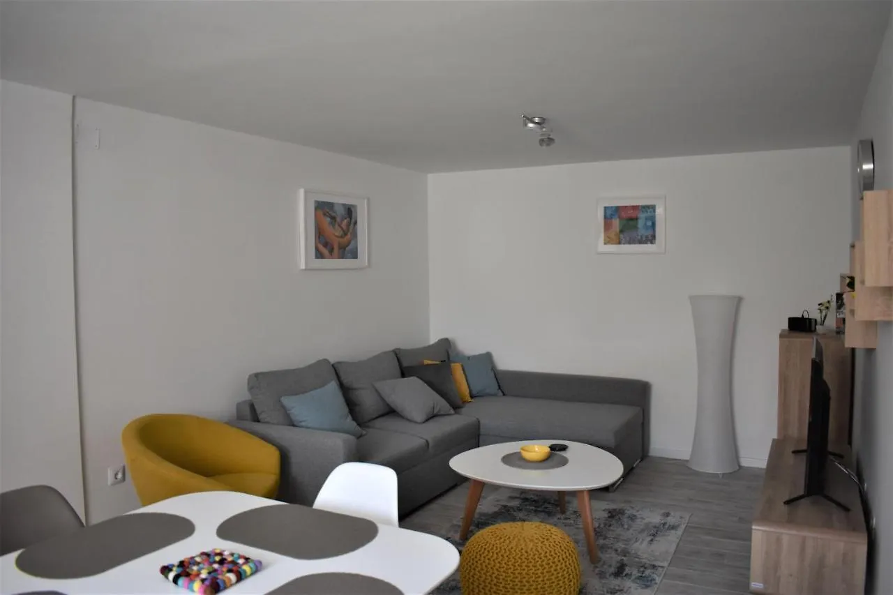 Apartman Tomki - Modern, Refurbished 2 Bedroom Apartment - 4 Guests Pjescana Uvala Kroatien